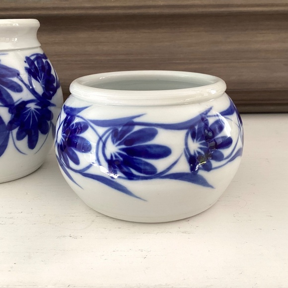 Vintage Sheepscot River Pottery BLUE FLORAL 2 Vases Studio Pottery Maine 1991 - Picture 4 of 12